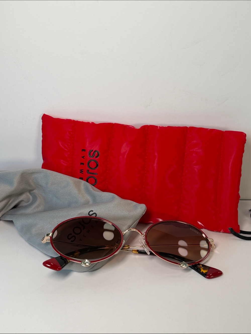 Sojos red sunglasses